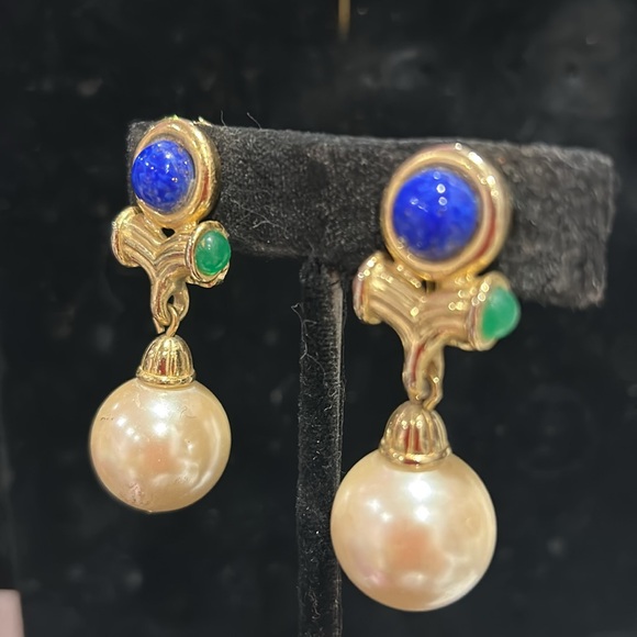 Vintage 80s Cabochons and Round Pearl Drop Earrings-Boutique - Picture 3 of 7